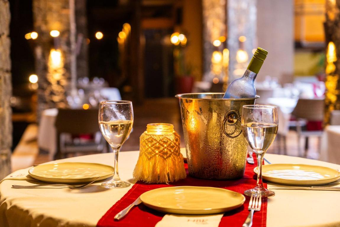 Kalango Hotel Boutique Ильябела Экстерьер фото